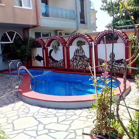 Hetodon Affittacamere 3*
